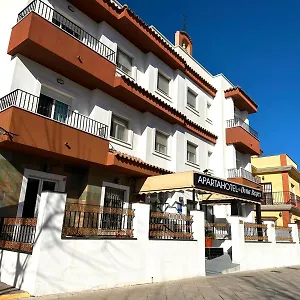 Doña Reyes Apartahotel